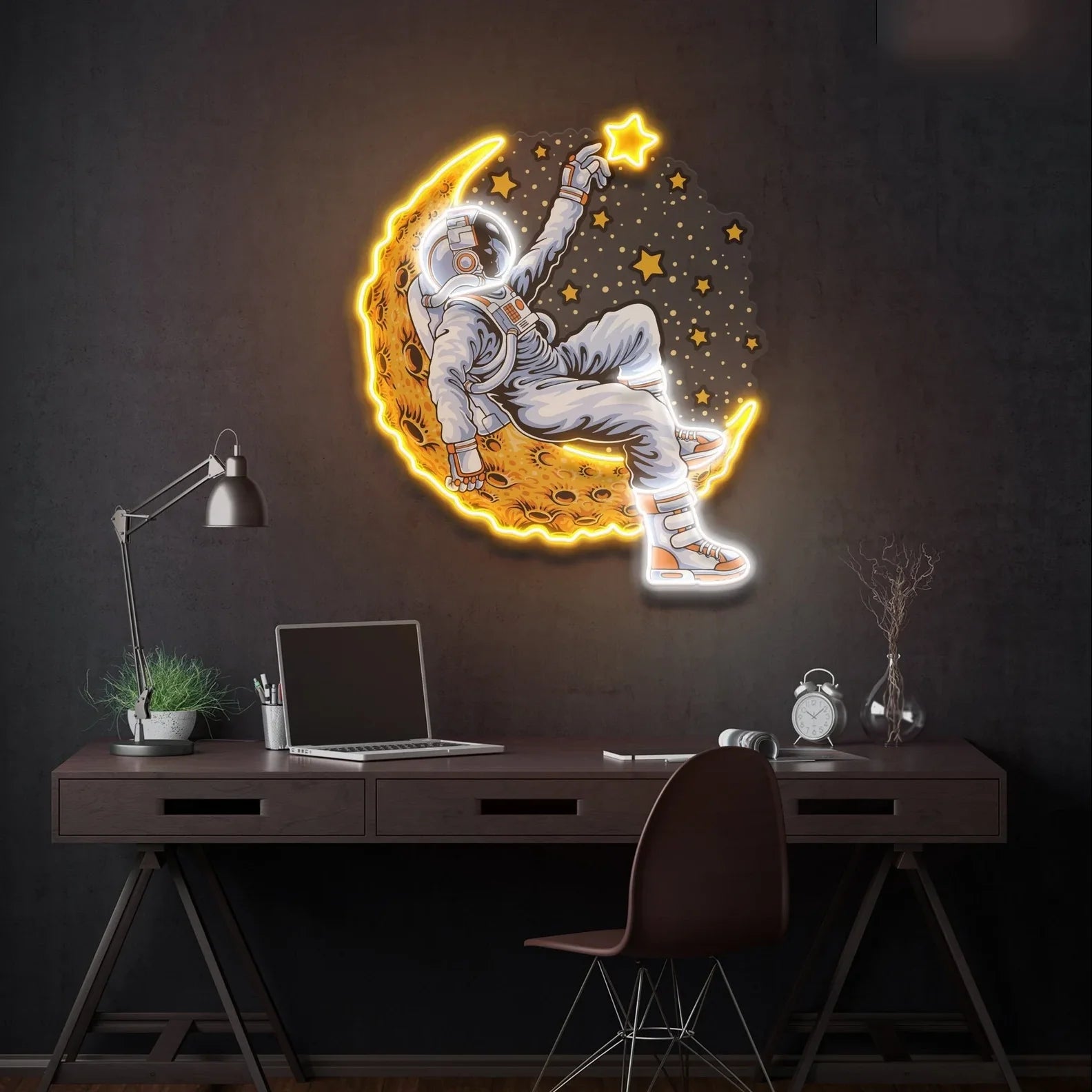Néon astronaute sur lune – Enseigne lumineuse personnalisée, design spatial unique.